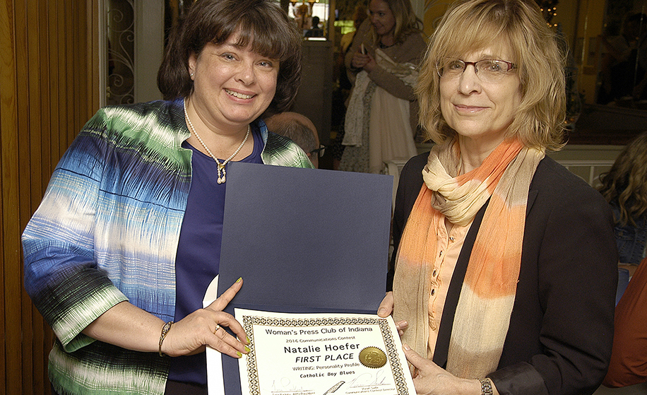 Natalie Hoefer, left, received several awards, most of which were presented by contest chair Viv Sade. (Kendal Miller Photography)